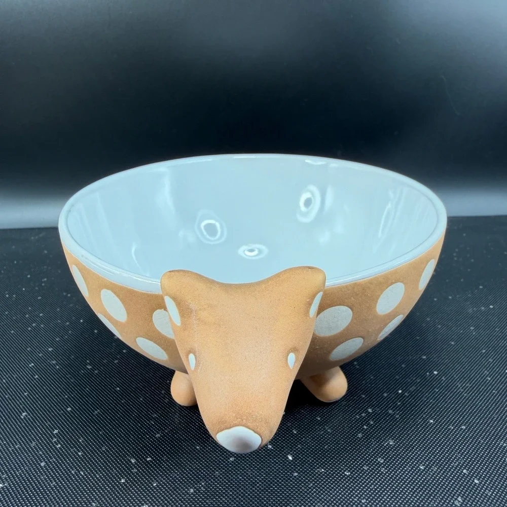 Crate & Barrel Aveza Guacamole Bowl Terracotta Polka Dot Animal Footed Dish Bowl